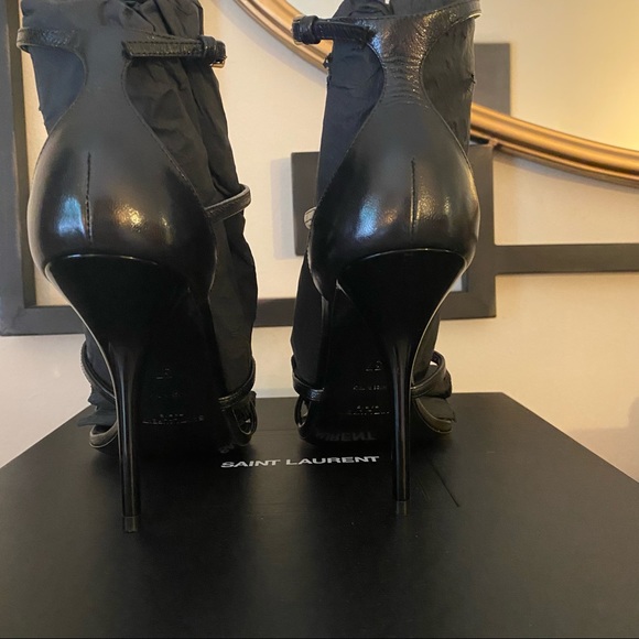 Almost New - YSL Cassandra Sandals - 100 height, size 37 - Picture 4 of 7